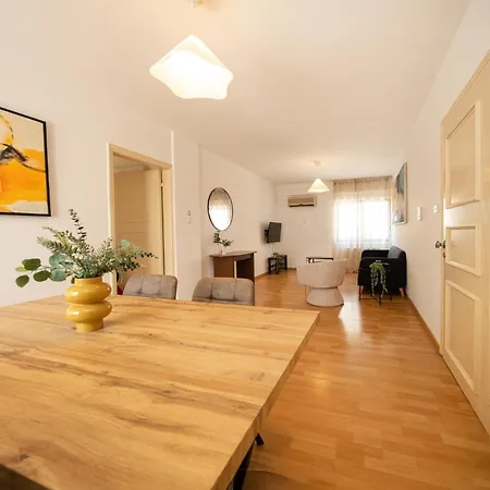 2 Bedroom Flat In Centre Apartman Nicosia