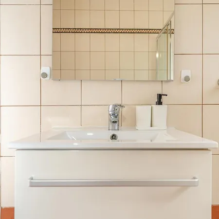 Apartman 2 Bedroom Flat In Centre *