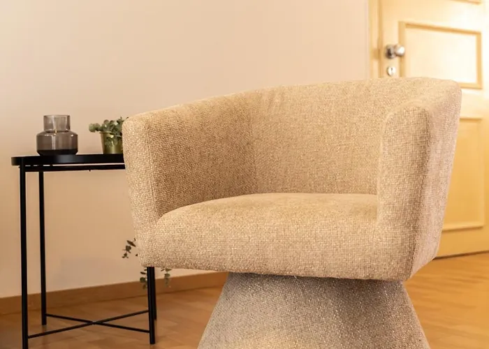 2 Bedroom Flat In Centre 아파트 니코시아