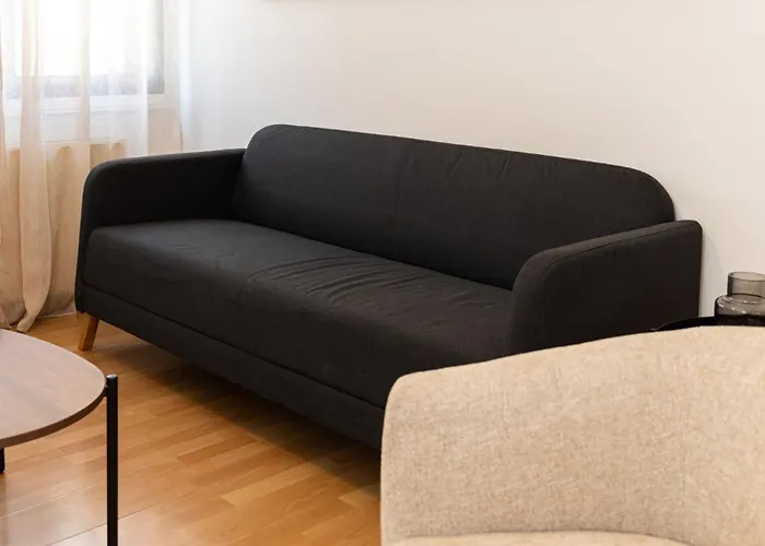 2 Bedroom Flat In Centre 公寓 *