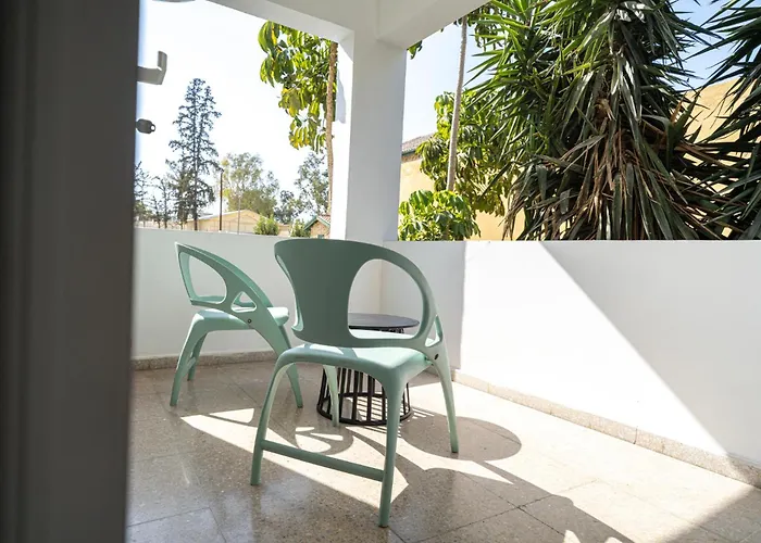 2 Bedroom Flat In Centre 公寓